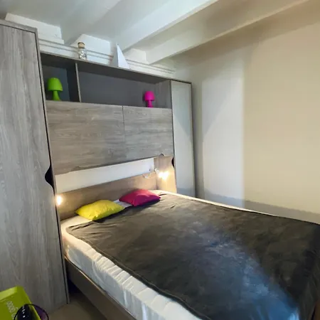 Appartement T2 Mezzanine Aux Sables D'olonne - Balcon, Proche Et Commerces - Fr-1-92-745 *